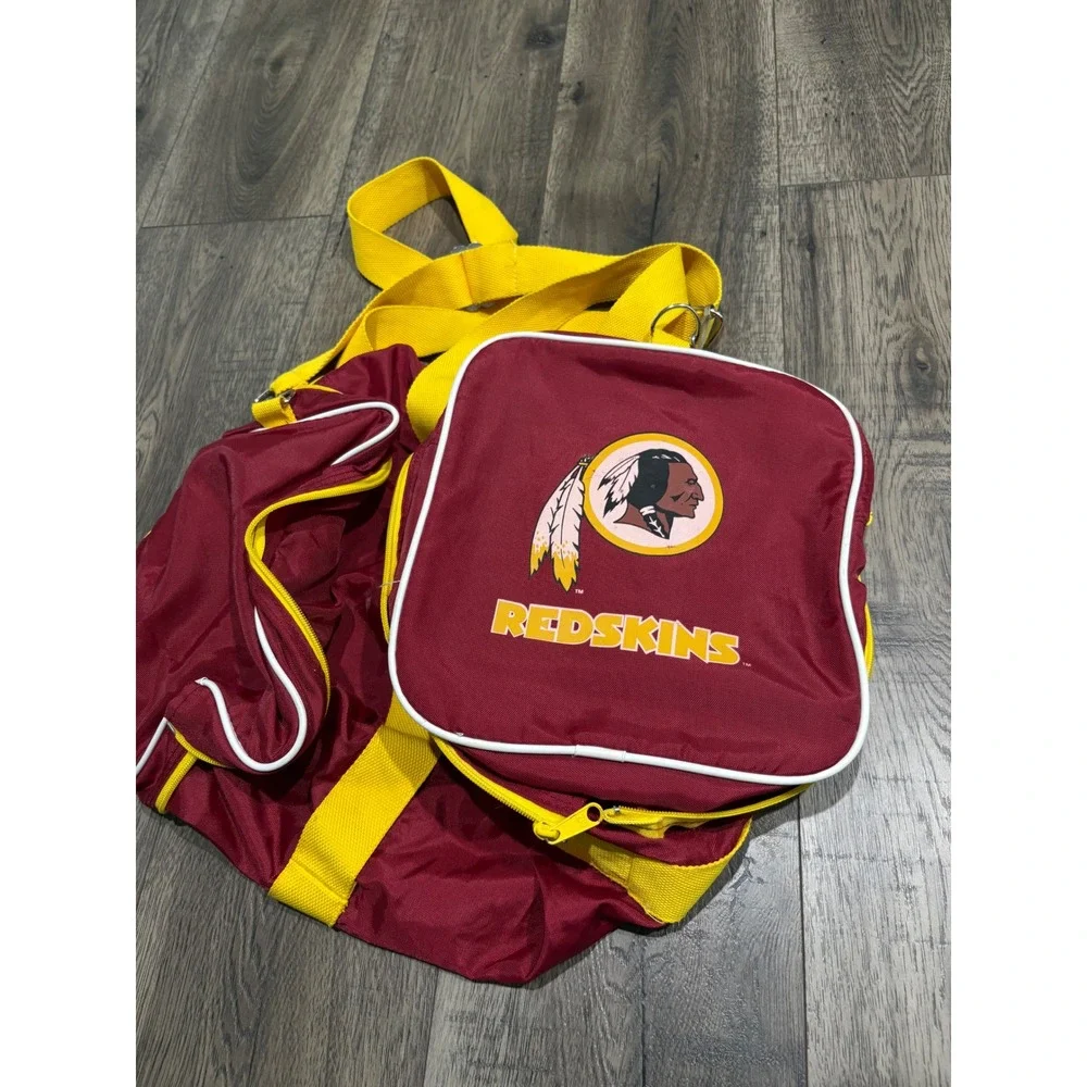 EDS West Washington Redskins Duffel Bag Unisex Large Burgundy Good Vintage NFL
